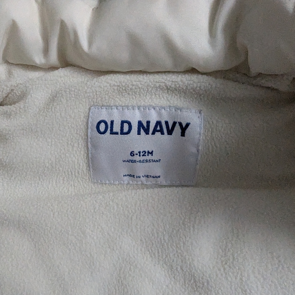 Old Navy Cream White Puffer Vest Infant 6-12 month - Picture 2 of 5